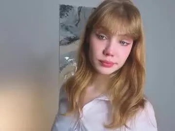 Freechat myismira on Chaturbate