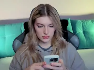 nanami_v02 on Chaturbate 