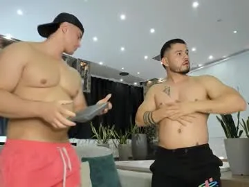 Freechat naughty_hot_guys_team on Chaturbate