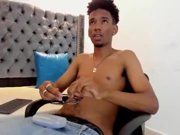 Freechat nero_reyd on Chaturbate