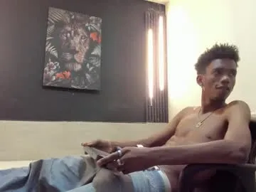 Freechat nero_reyd on Chaturbate