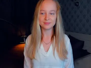 Freechat nicolavanderbie on Chaturbate