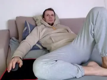 Freechat nikkiaadel on Chaturbate