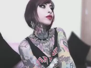 Freechat nikkiramone on Chaturbate