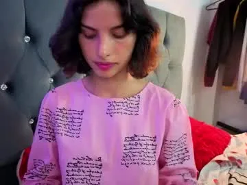 Offline ninasky19 on Chaturbate