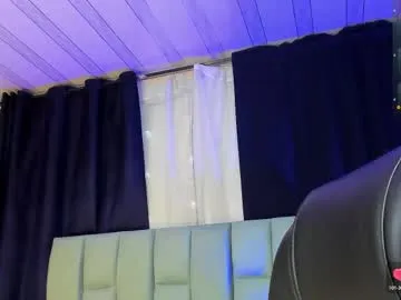 noah25_ — GOAL: DOGGY STYLE + GRAB MY ASS WITH BOTH HANDS [84 tokens remaining] Welcome to my living room!  Relax, smile, and enjoy with me. FOLLOW ME / PVT ON #smalltits #petite #hairypussy #latina #blowjo