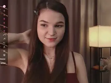 Freechat onlykira on Chaturbate