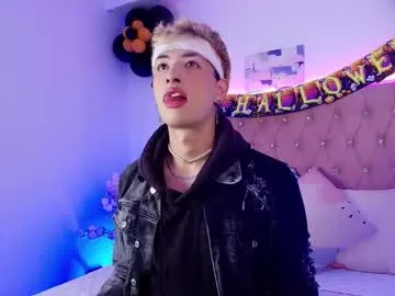 Freechat ozorio_dany on Chaturbate