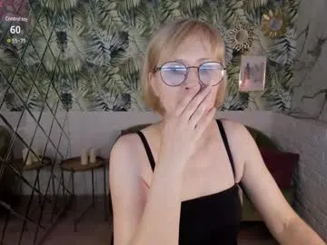 Freechat paris_cherry on Chaturbate