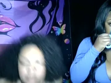 Freechat passionmula on Chaturbate