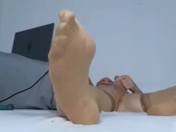 Freechat phattbooty80 on Chaturbate