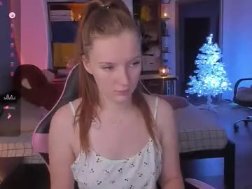 Freechat playful_mary on Chaturbate