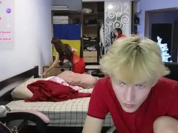 Freechat playful_mary on Chaturbate