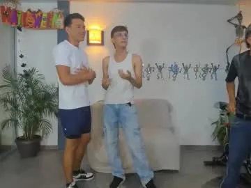 Freechat playhardsex on Chaturbate