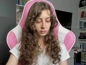 Freechat prettysomething on Chaturbate