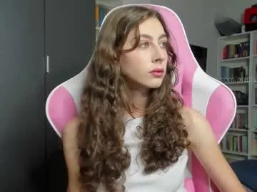 Freechat prettysomething on Chaturbate