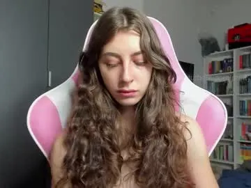 Freechat prettysomething on Chaturbate