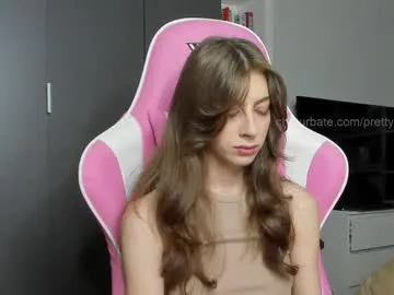 Freechat prettysomething on Chaturbate