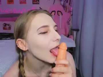 princess_kristy — GOAL: SEXY AHEGAO [39 tokens remaining] HEY I'M KRISTY! ShowHair - 51 / FingerPus - 101 / LUSHctrl5min - 211 / LUSH ON 10 / 50 / 133 / 202 #18 #teen #squirt #anal #longhair