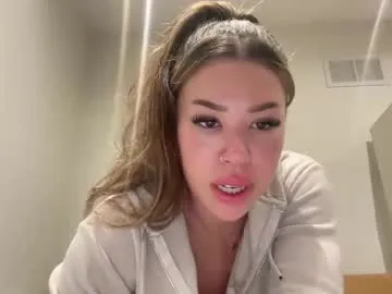 pussypower20 — strip for daddy [199 tokens remaining]