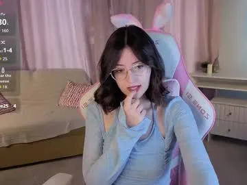 Freechat rainybella on Chaturbate