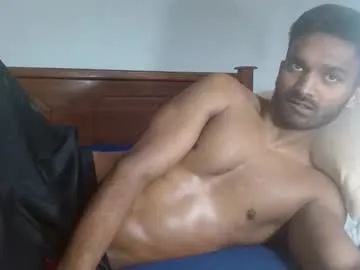 Freechat rayannzz on Chaturbate