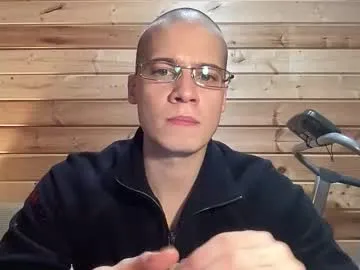 Freechat realsupermichael on Chaturbate