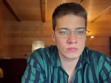 Freechat realsupermichael on Chaturbate