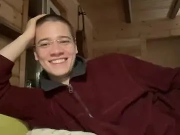 Freechat realsupermichael on Chaturbate