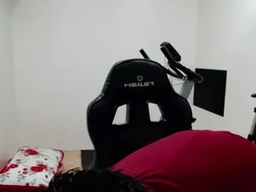 richrolland — GOAL: Cum Show [1175 tokens remaining] Welcome to my room! naked, oil, masturbation, fucking, cumming, fantasies and much more!Fav Patterns: 50/123/333/1111 #muscle #new #hairy #cum #bigcock