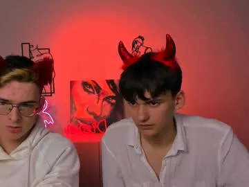 rico_steel — GOAL: dancing the macarena shirtless. [15 tokens remaining] Welcome to my room! #18 #teen #lovense #new #muscle