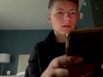 Away roastingcorn on Chaturbate