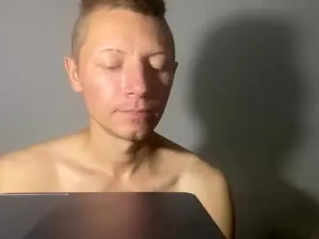 Away roastingcorn on Chaturbate