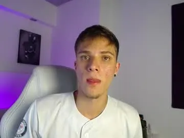 Freechat robbinblaze on Chaturbate