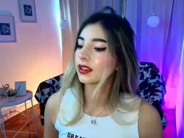 Freechat rousee_v on Chaturbate