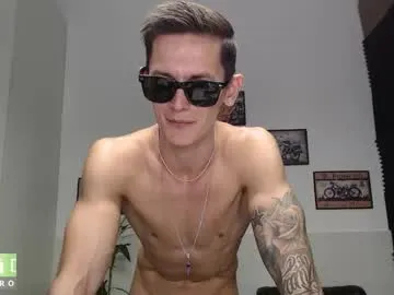 rustynf1tz — gooning till cum) @rustynf1tz #Muscle #Feet #Dance #Flex #Striptease #cum [1474 tokens remaining]