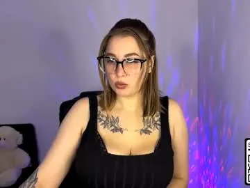 ruthless_111 — Hi ...lets have some fun  Goal: 3 playful spanks  [124 tokens remaining] #milf #mistress #bigboobs #smoke #cum