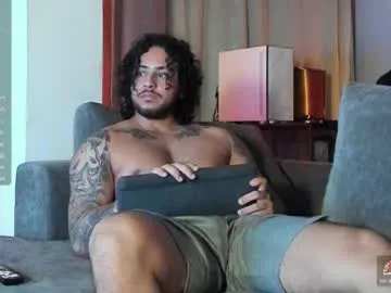 Freechat ryan_warren18 on Chaturbate