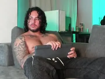 Freechat ryan_warren18 on Chaturbate