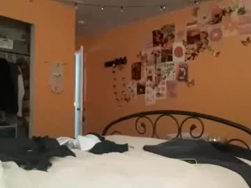 rylanxoxo — Help me hit my goal (I'll show you everything when we hit it  ) #teen #fun #tight [1569 tokens remaining]