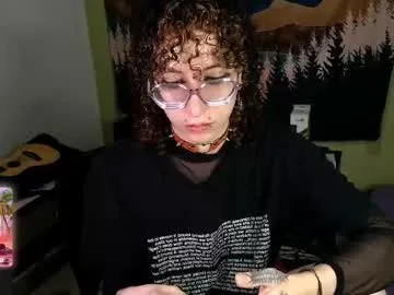 Freechat salemqueer_ on Chaturbate