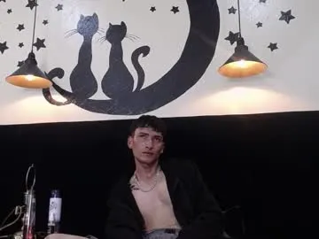 savagelover_ — GOAL: naked [66 tokens remaining] Welcome to my room! #feet #bigcock #cum #muscle  #new