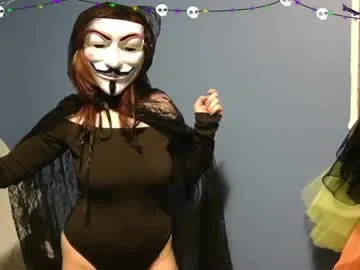 Freechat scarslutwitch on Chaturbate