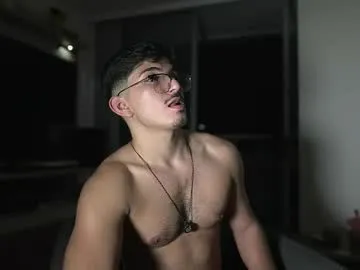 simoon_01 — play with me! #lovense #hairy #party #master #dirty [101 tokens remaining]