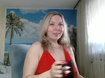 Freechat soaring_love on Chaturbate