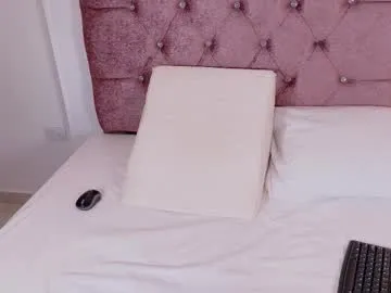 Chaturbate sophiacutteee is Freechat sophiacutteee — Lovense Lush on - Interactive Toy that vibrates with your Tips - Goal Reached! #lovense