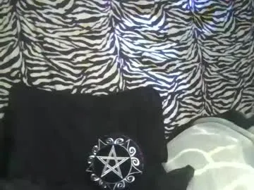 Freechat splashh_queen317 on Chaturbate