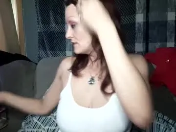 Freechat splashh_queen317 on Chaturbate