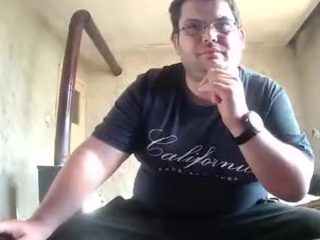 stefan90pt — Welcome to my room! - Goal: cum st goal [999 tokens left] #ass #cock #naked #smoke #cum #bear #chubby