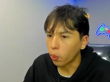 Freechat stiwentwink on Chaturbate